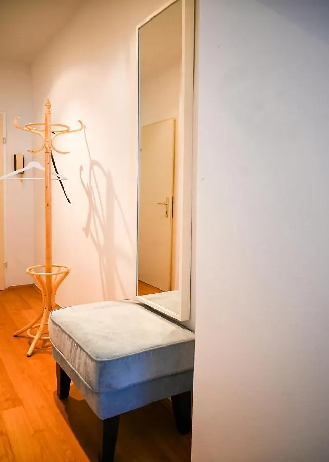 Backpacker Apartment Bahnhof Vienna Austria