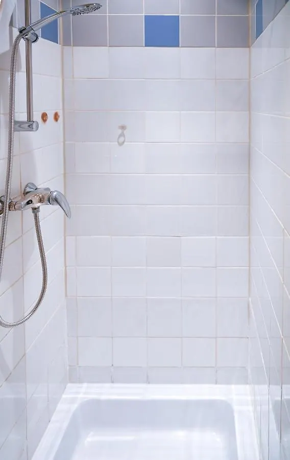Backpacker Apartment Bahnhof Vienna Austria